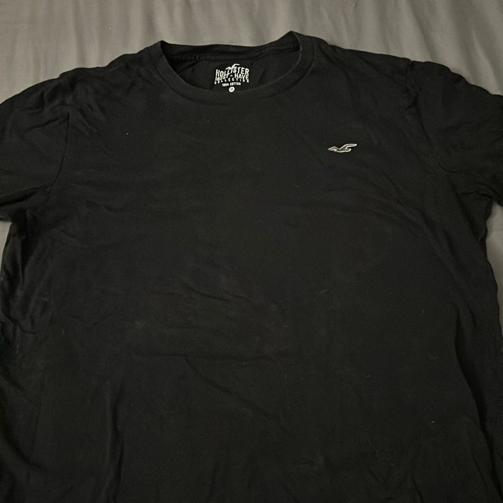 Black Hollister Tee